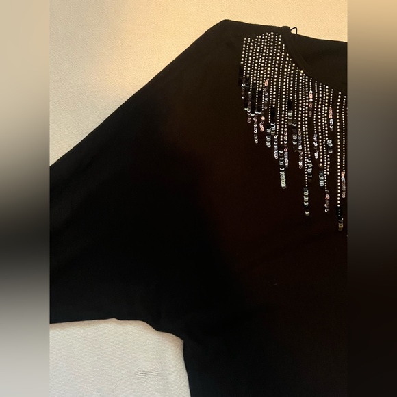 WHITE HOUSE BLACK MARKET Ladies Sweater with Sparkle Embellishments XL - Picture 12 of 14